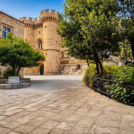 Hostel Rhodes Youth (adults Only) *