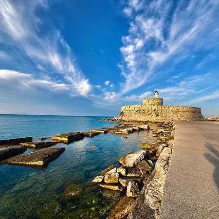 Ostello Rhodes Youth (adults Only) Rhodes City