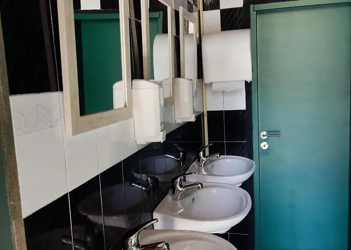 Hostel Rhodes Youth (adults Only) *